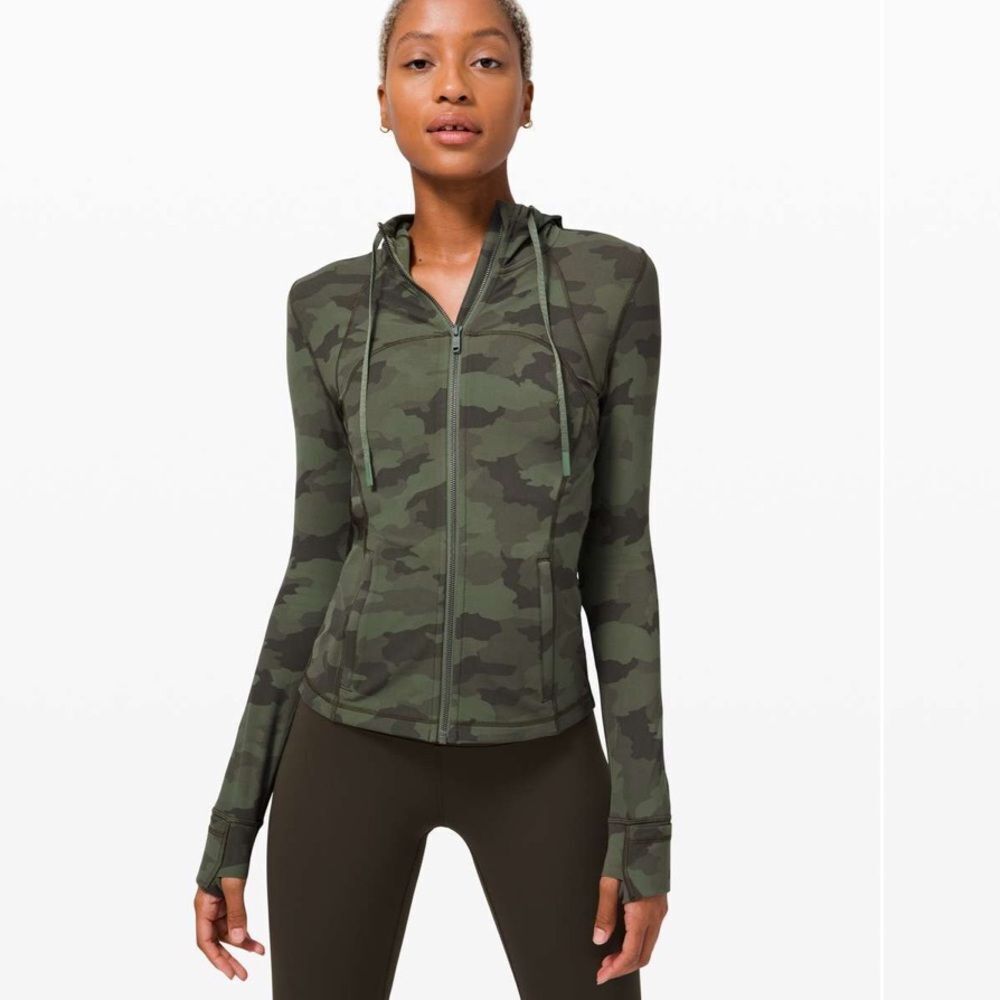 Lululemon Hooded Define Jacket Nulu
Heritage 365 Camo Green Twill Multi